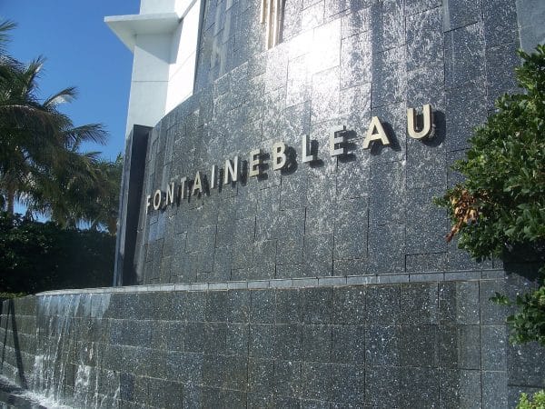 Miami_Beach_FL_Fontainebleau_name01