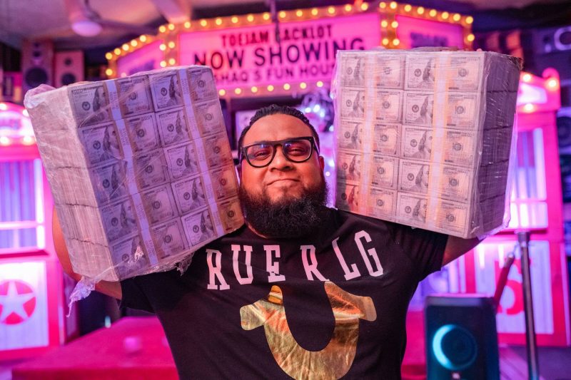 Shaqs Fun House Super Bowl Party Tickets Fan Hospitality